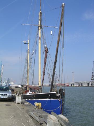 Kenya Jacaranda alongside - starboard bow