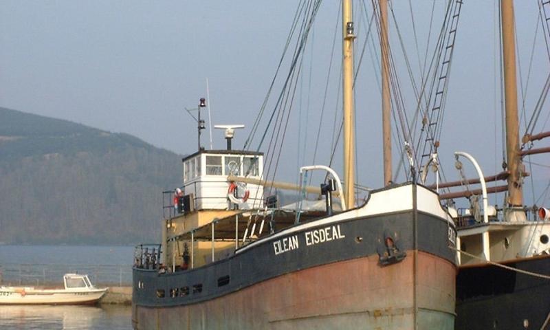 Eilean Eisdeal - starboard bow