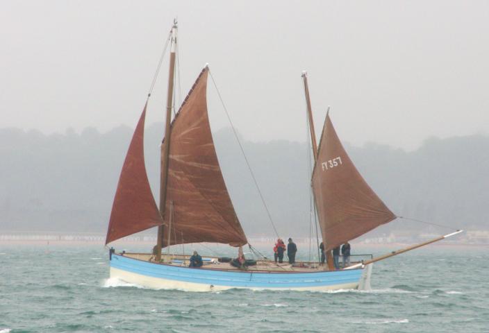 Iris - underway, port view