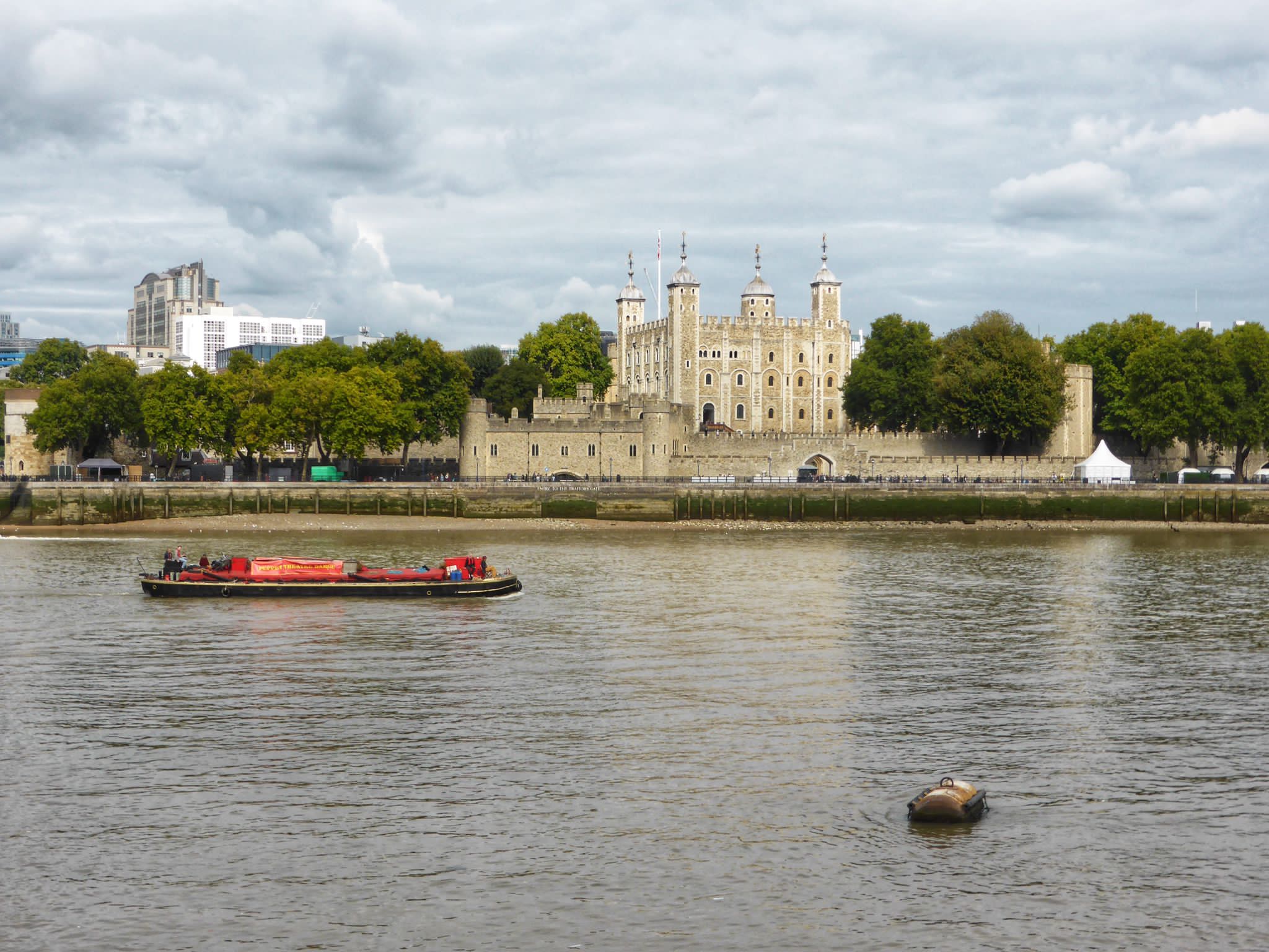 Maybrent the roof down heading upstream on the Thames
