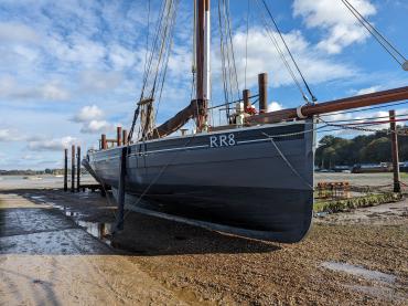 Hilda Marjorie in low tide