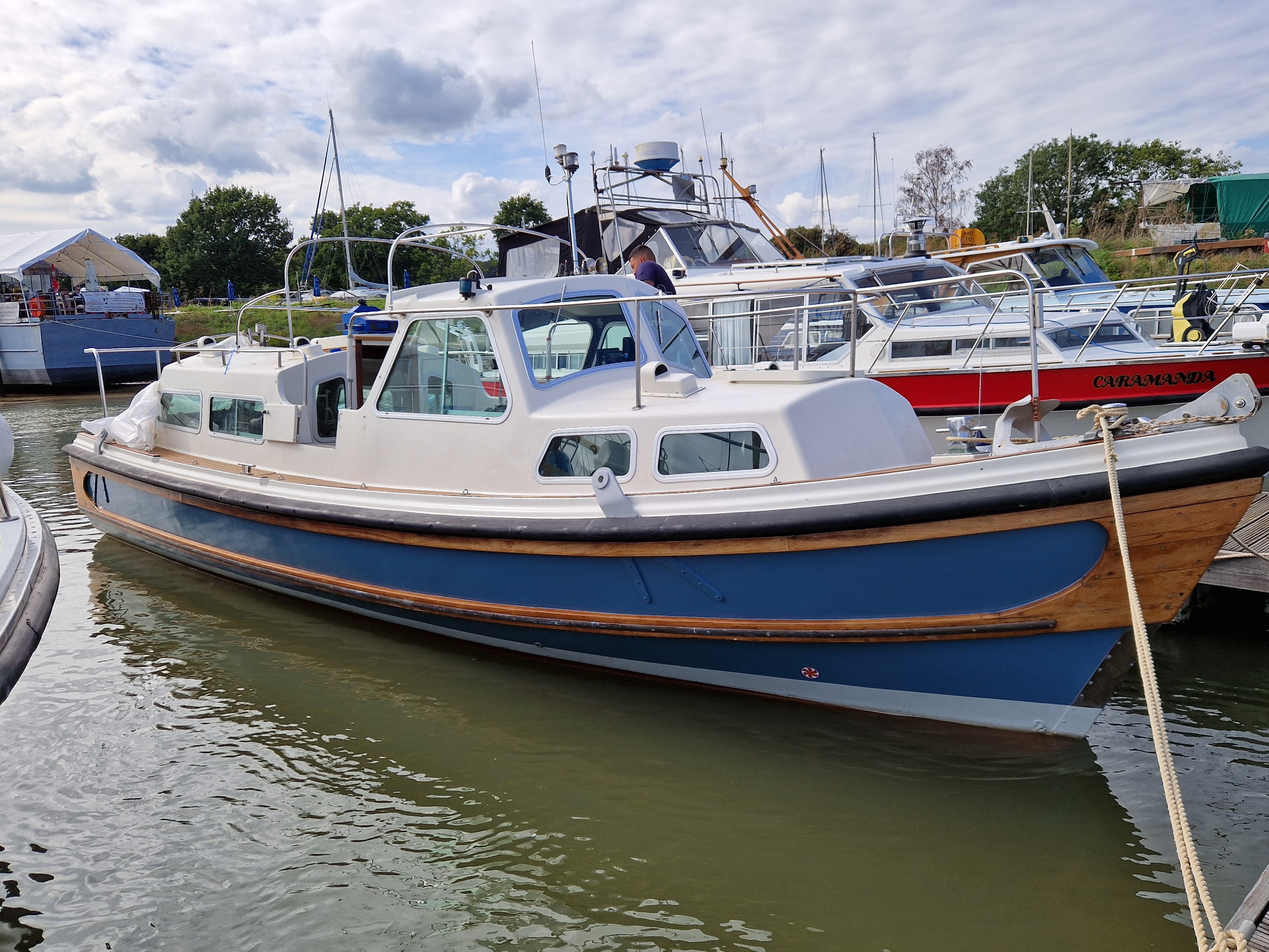 MIRANDA (FML6751) MOORED