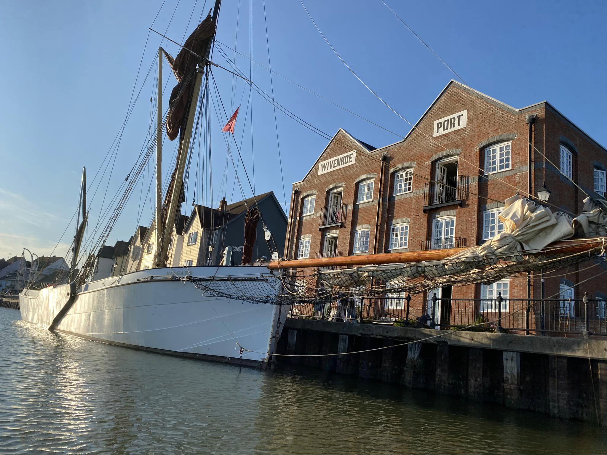 SB Niagara at Wivenhoe, September 2023