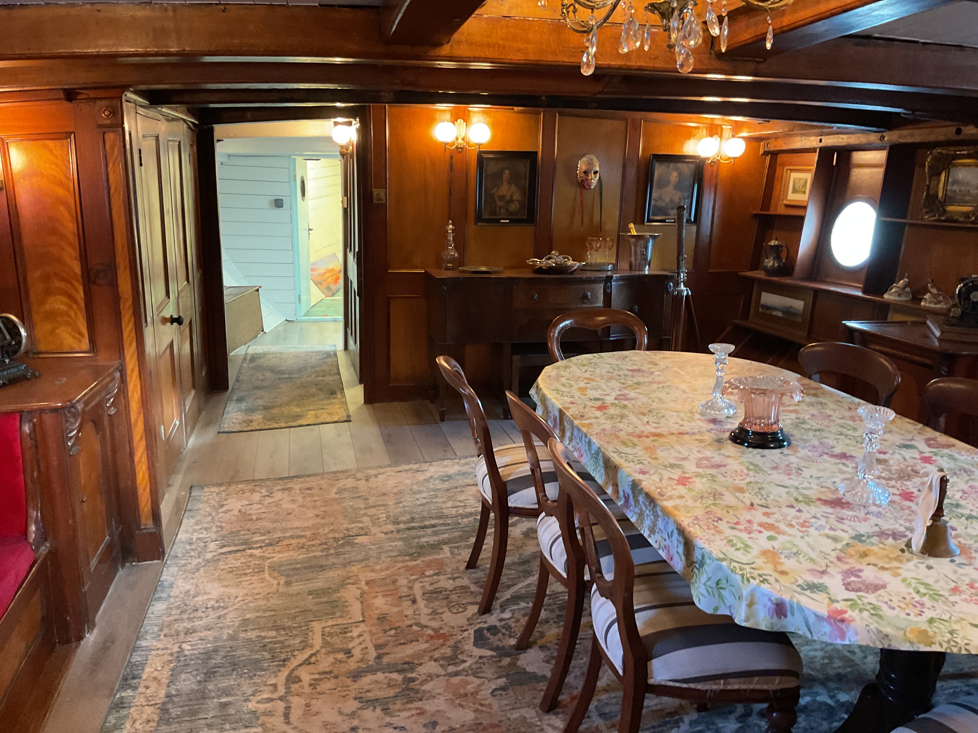 Hotspur's saloon