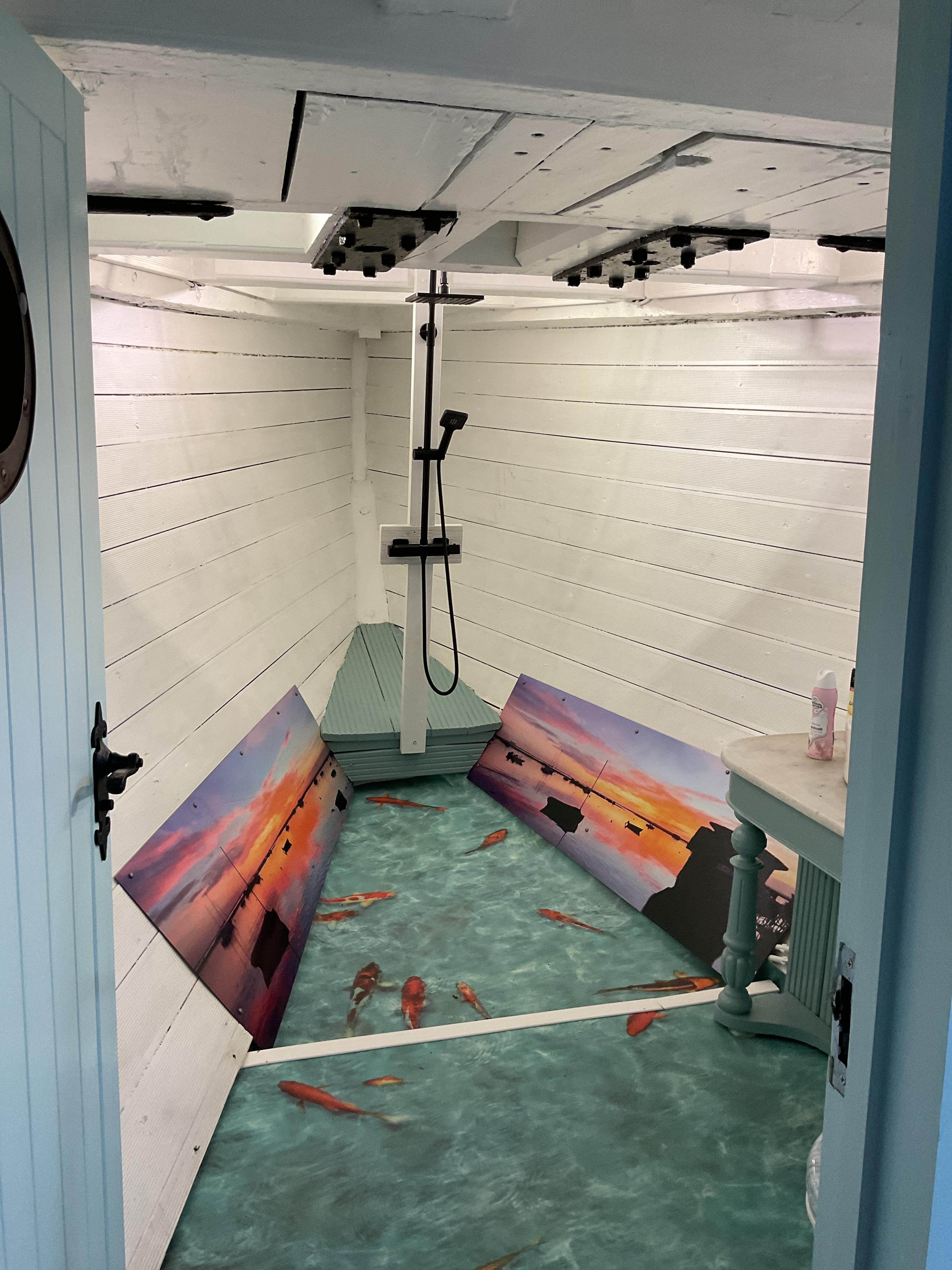 Hotspur's internal shower