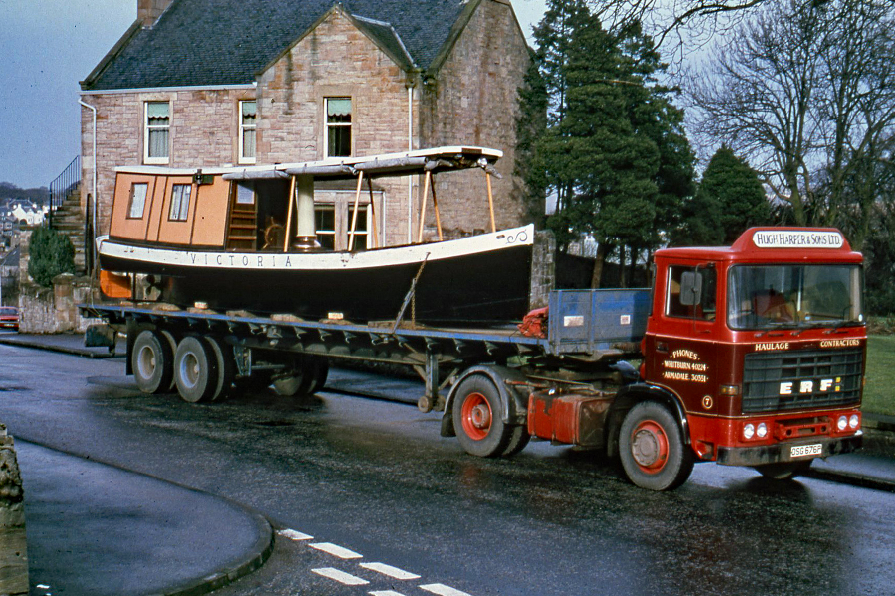 Victoria arrives in Linlithgow, March 1978