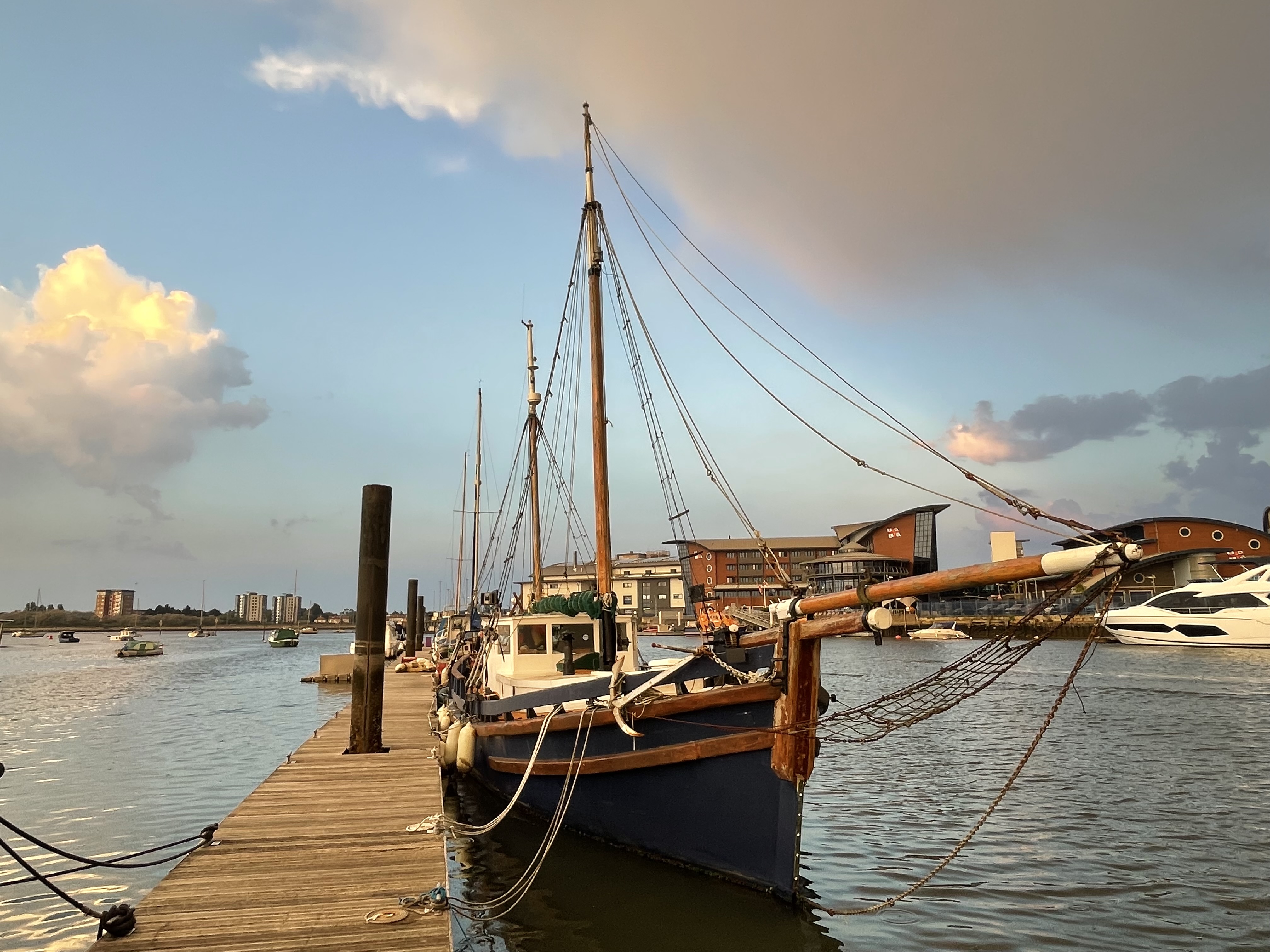 Michaela's bow view whilst on pontoon