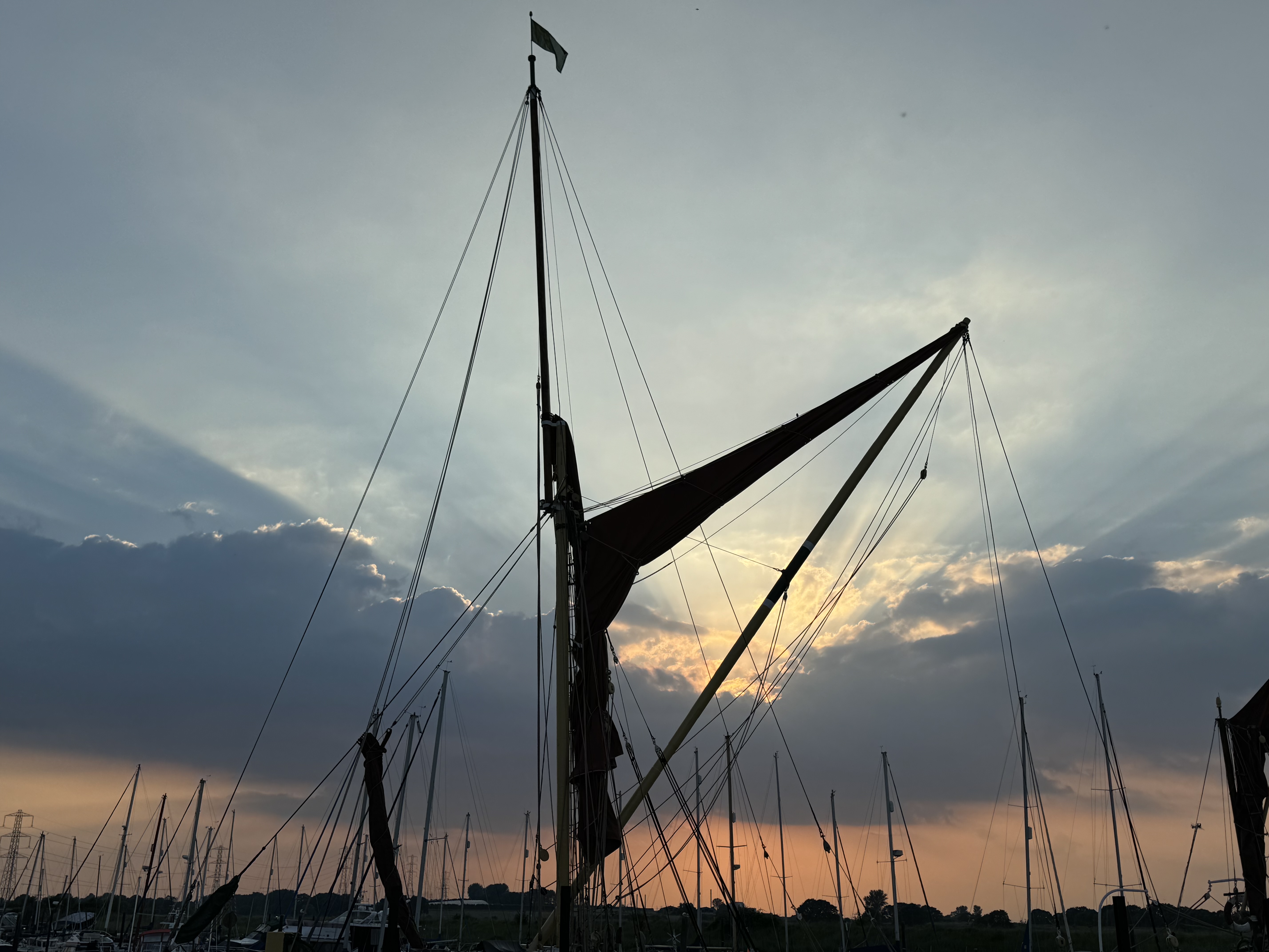 SB ALICE moored
