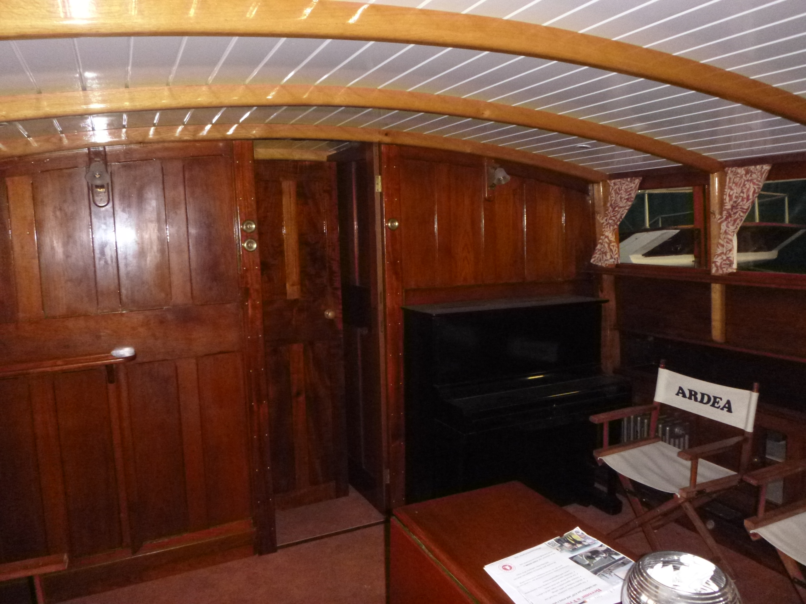 Ardea Saloon