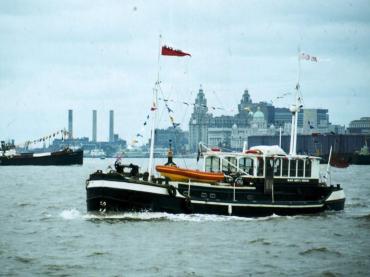 Iris Abbott cruising