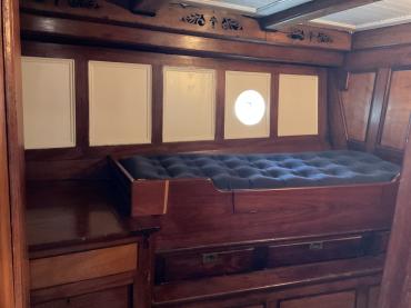 Hotspur's cabin