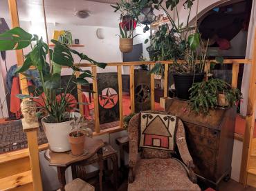 Elkstone internal view